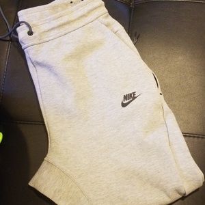 Nike joggers